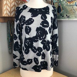 TALBOTS Merino Wool Sweater Petite size M Gray & Black Floral Crew Neck